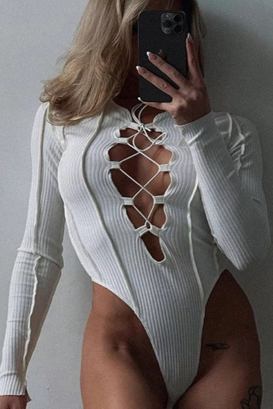 Body 'Juliet' Alb - Body dama cu maneca lunga decupat cu snururi alb