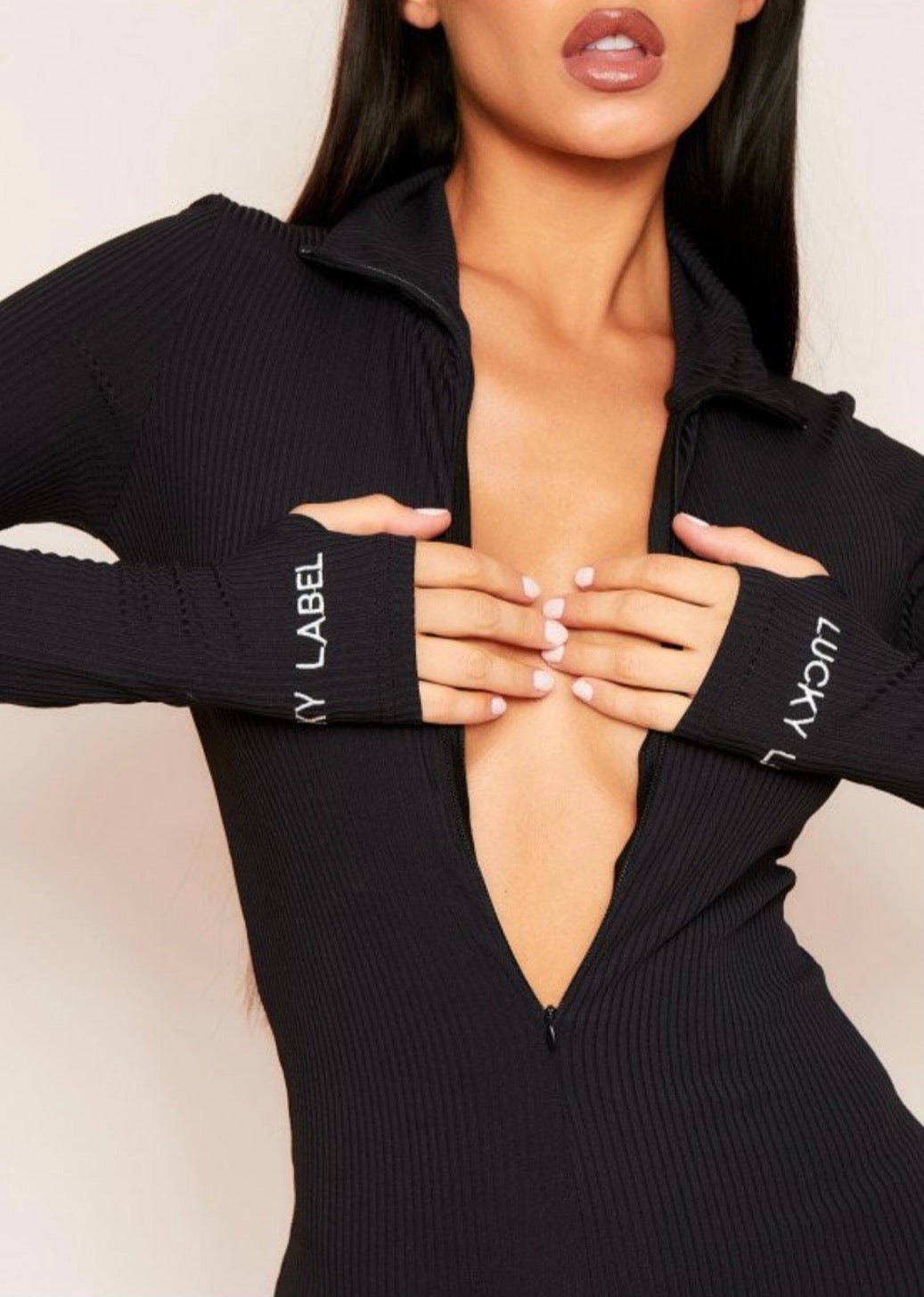 SALOPETA 'SPY' -Salopeta de dama, modelatoare , maneca tip manusa, mulata pe corp,neagra