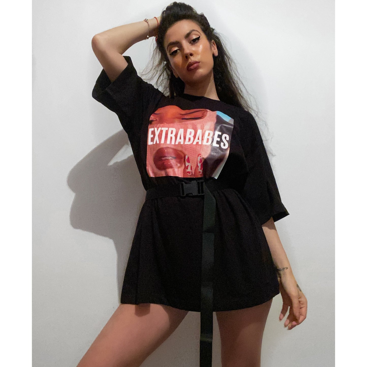 TRICOU 'EXTRABABES SAVAGE' - Tricou negru EXTRABABES cu mesaj