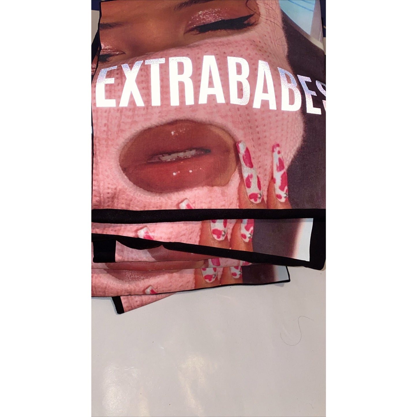 TRICOU 'EXTRABABES SAVAGE' - Tricou negru EXTRABABES cu mesaj