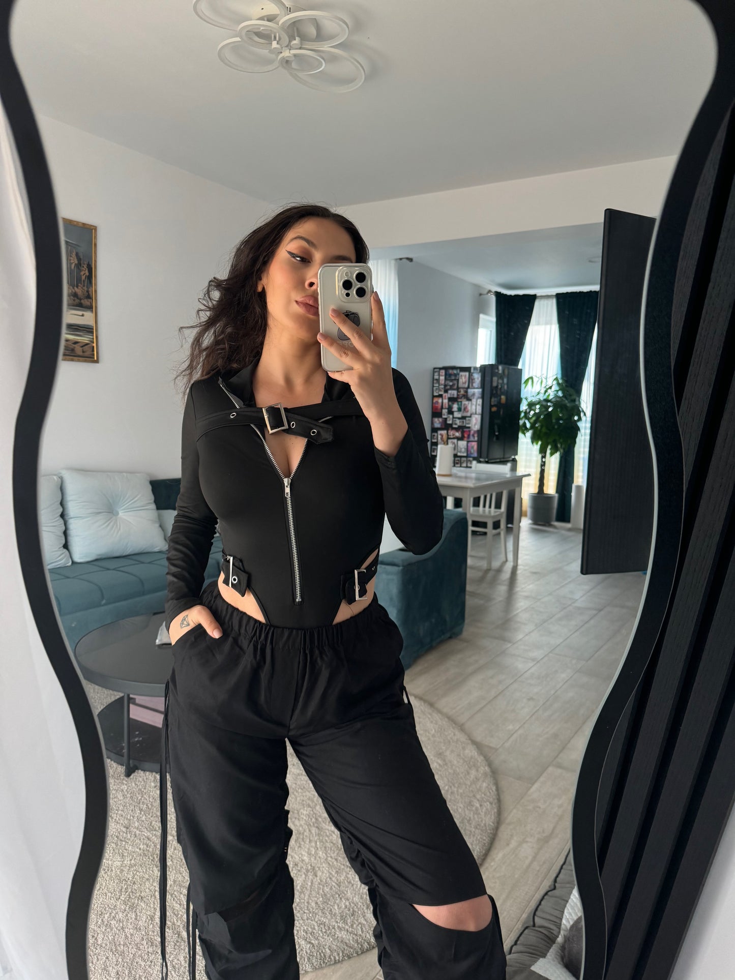 Body negru cu fermoar ‘Slim Fit’