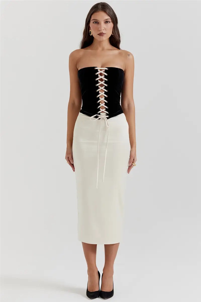 Rochie ‘Queen of corsets’ - fusta din satin si corset din catifea