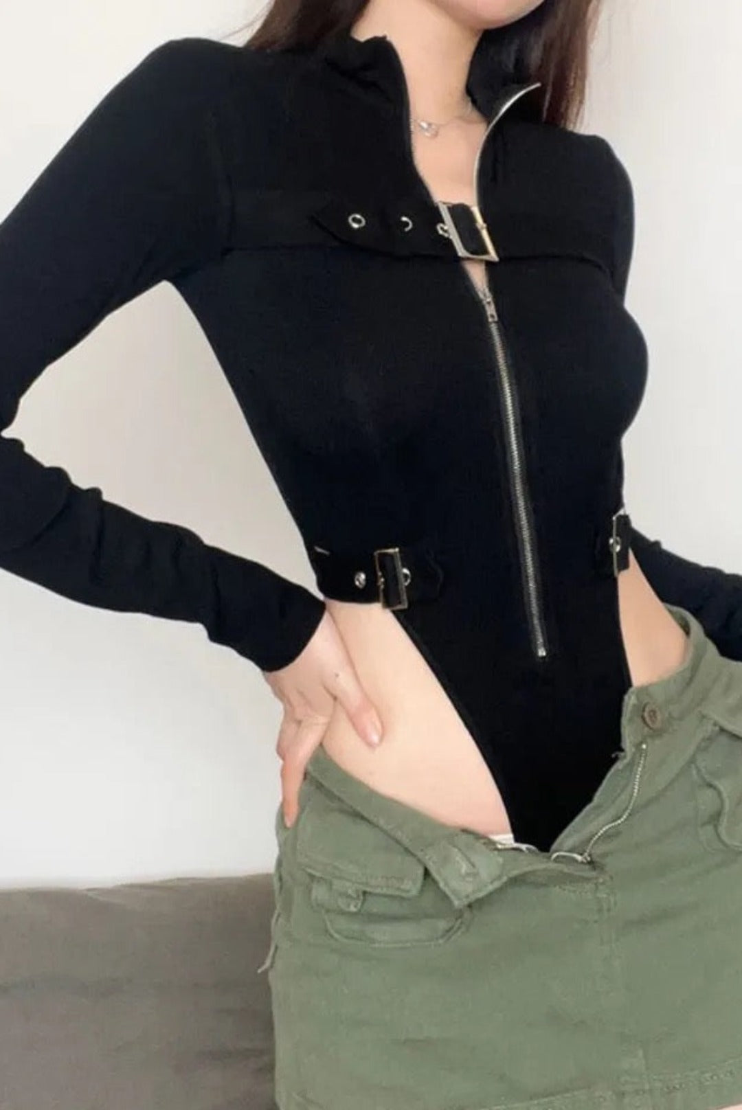 Body negru cu fermoar ‘Slim Fit’