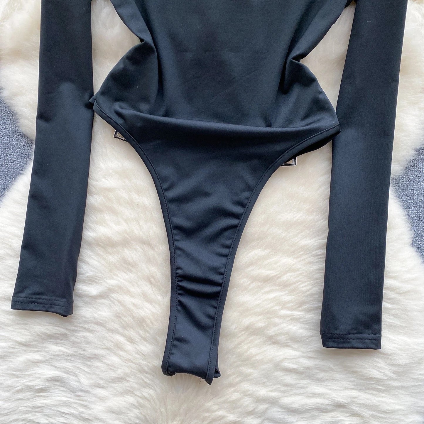 Body negru cu fermoar ‘Slim Fit’