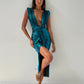 Rochie 'Metalic Elegance' - Rochie midi eleganta cu decolteu adanc si crapatura pe picior