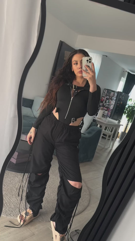 Body negru cu fermoar ‘Slim Fit’