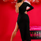 ROCHIE 'MORTICIA' - Rochie lunga taiata pe picior cu un umar gol