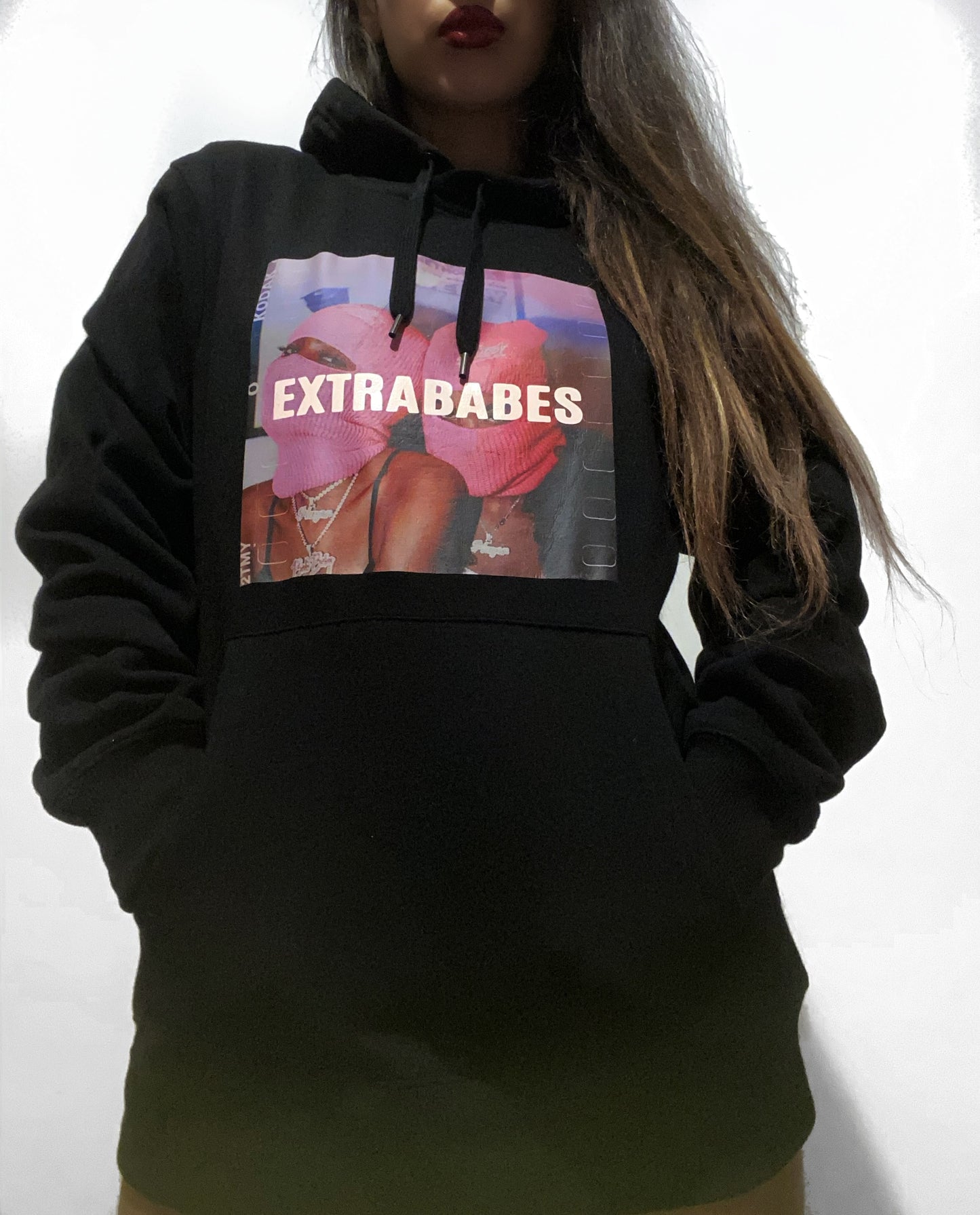 HANORAC 'NOT YOUR BAE' - Hanorac EXTRABABES cu mesaj