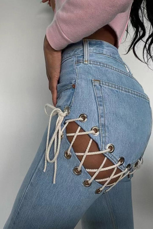 BLUGI ‘LACE ME UP’ - Blugi talie inalta cu decupaje si snururi spate